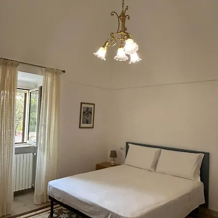 Casa Acquachiara 182 *